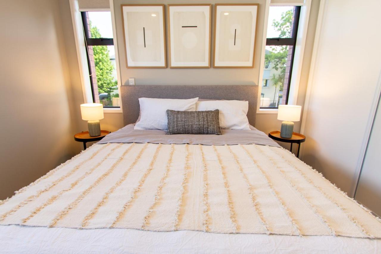 New Boutique Sanctuary Near Latimer Square