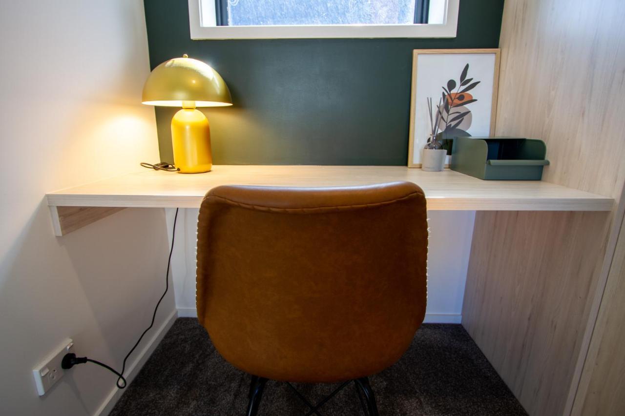 New Boutique Sanctuary Near Latimer Square Apartment