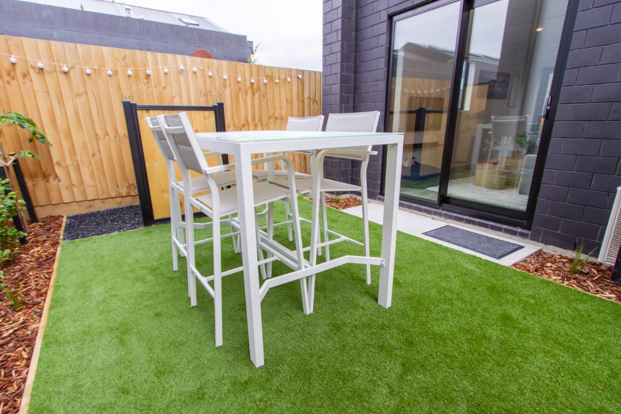 Newly Built 2 Bed Apartment *