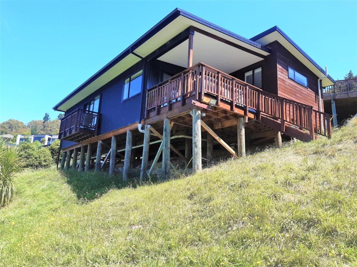 Panoramic Views From Spacious New House Holiday home Christchurch