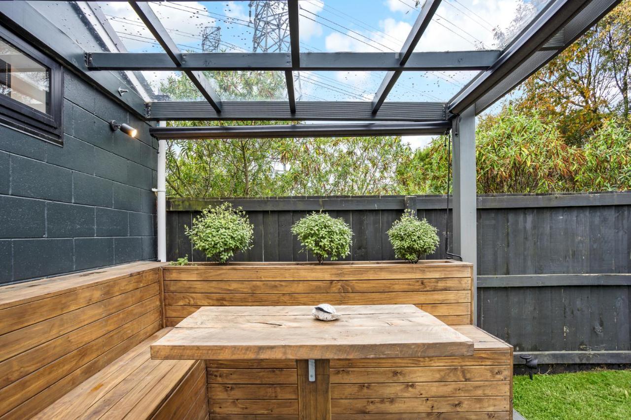 Unit With Bath Christchurch