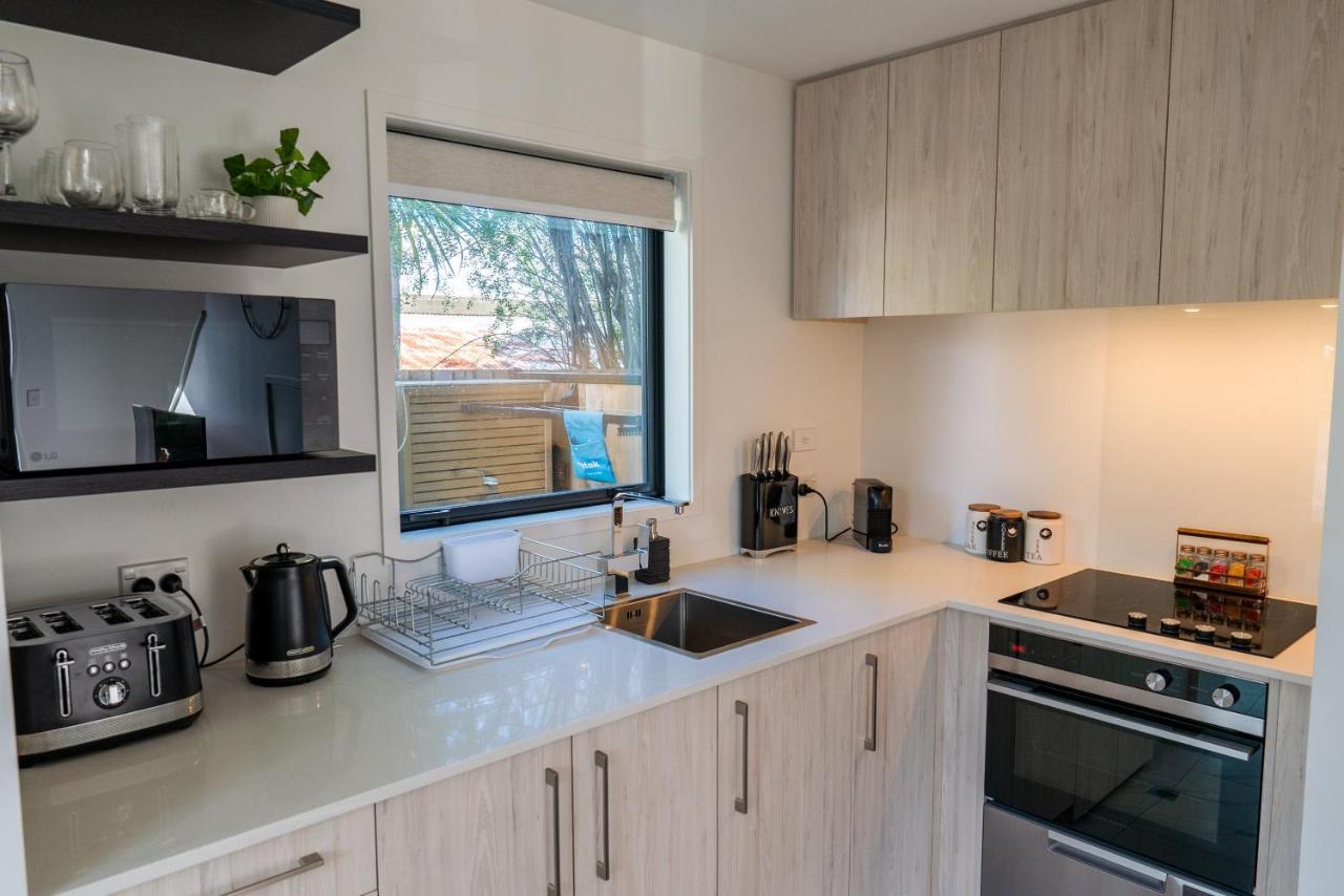 King Bed On Hagley Park Corner In The Cbd Apartment *