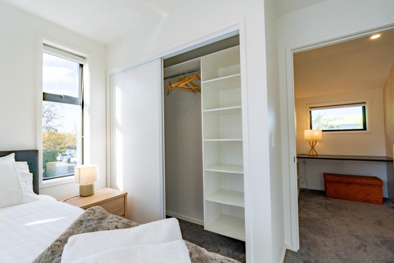 King Bed On Hagley Park Corner In The Cbd Apartment *