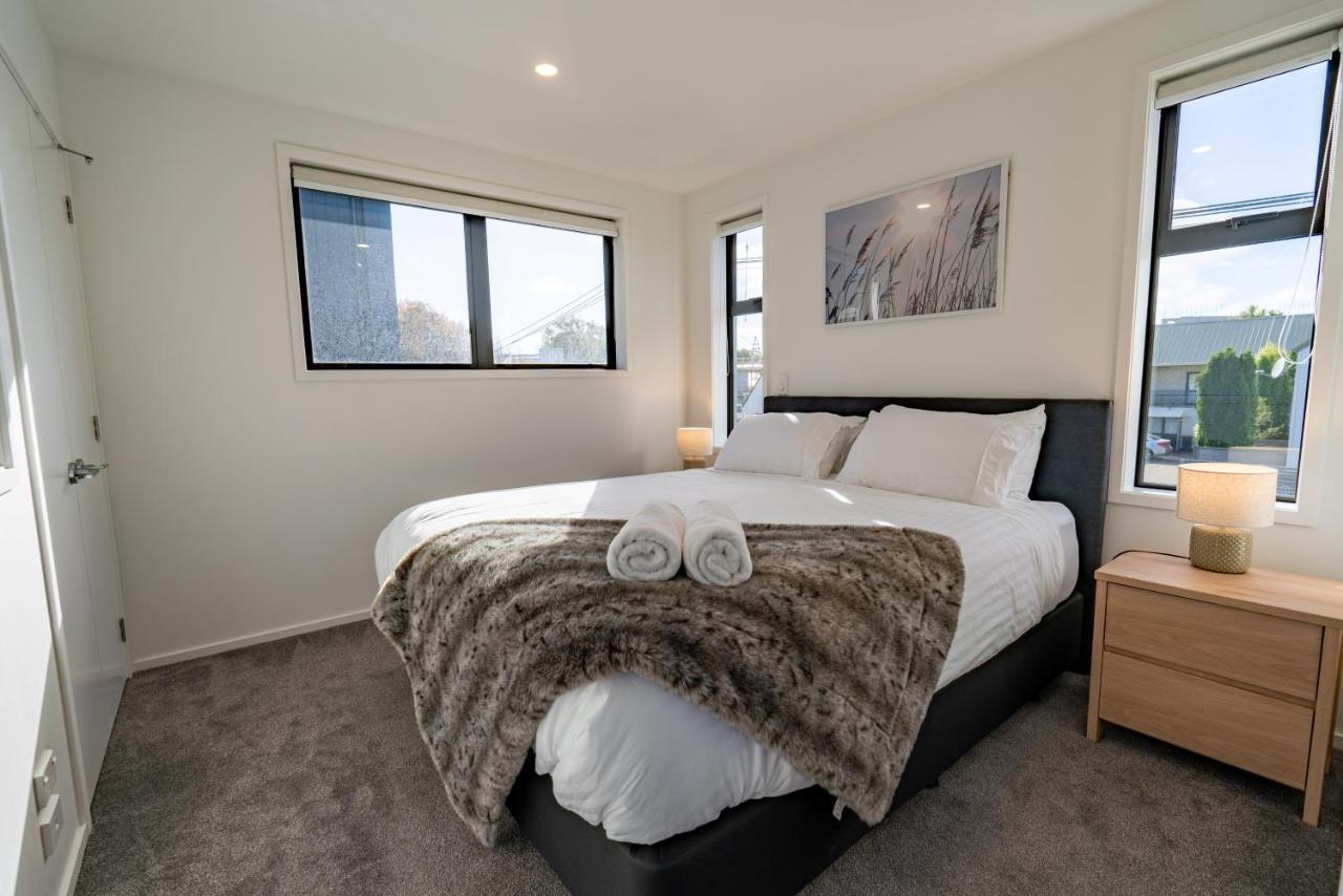 Apartment King Bed On Hagley Park Corner In The Cbd *