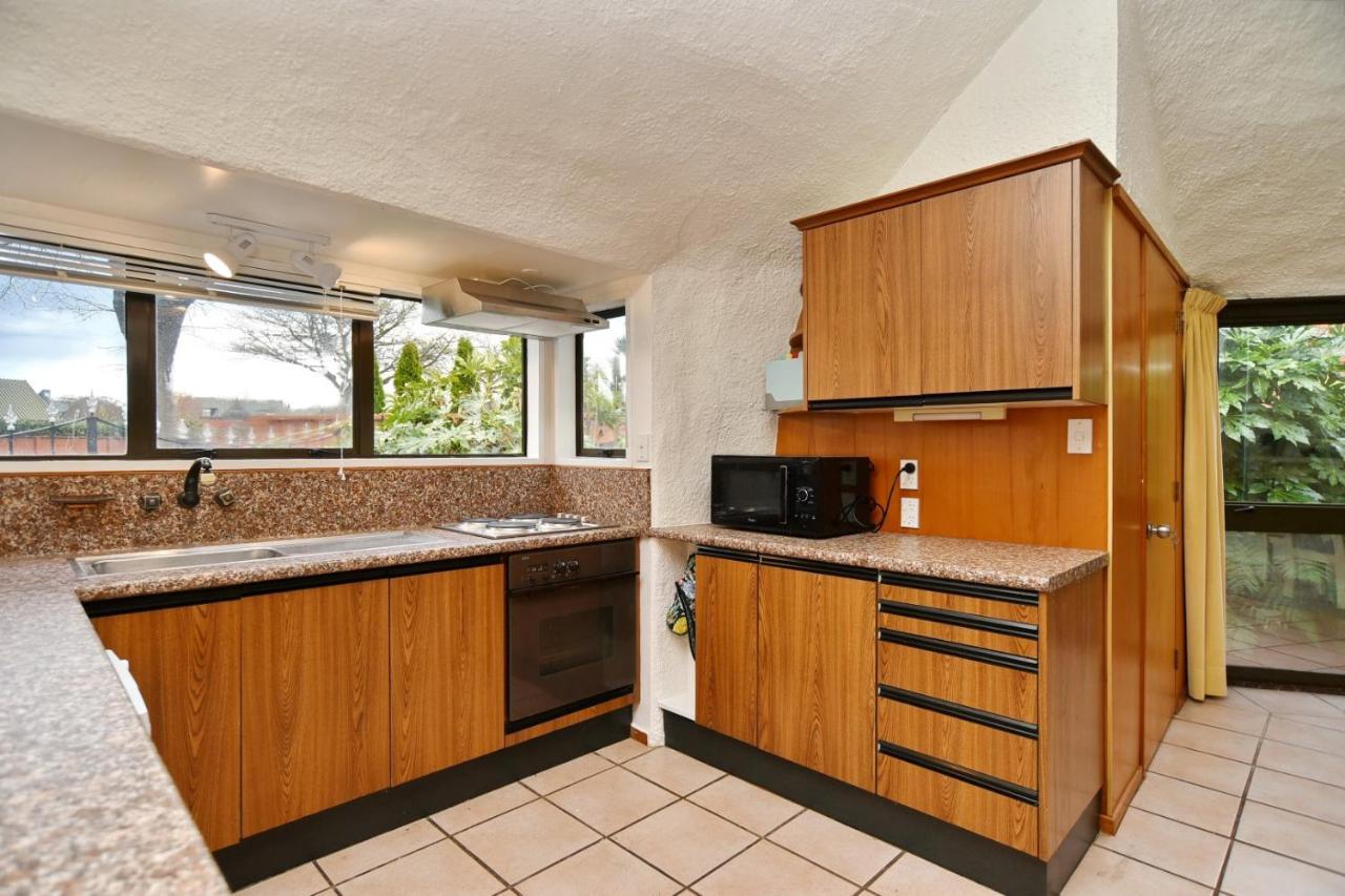 Koepel House - Homes
