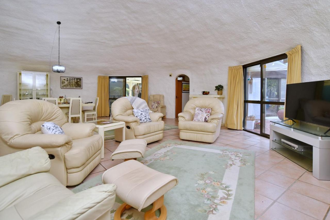 Koepel House - Homes *