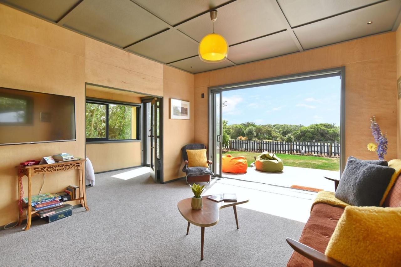 Beachfront Bach - Homes