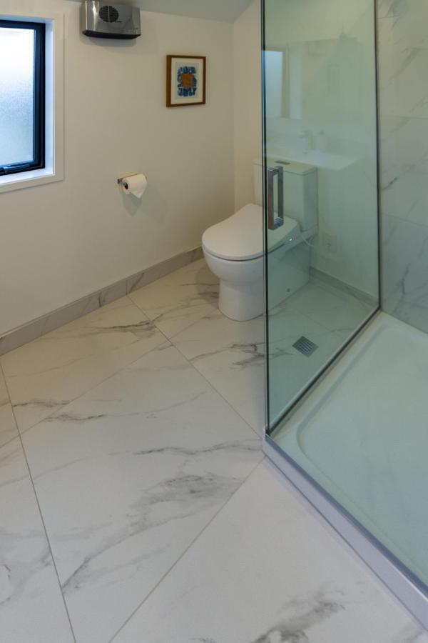 Explore Addington And Cbd 1 Bed W/carpark Christchurch