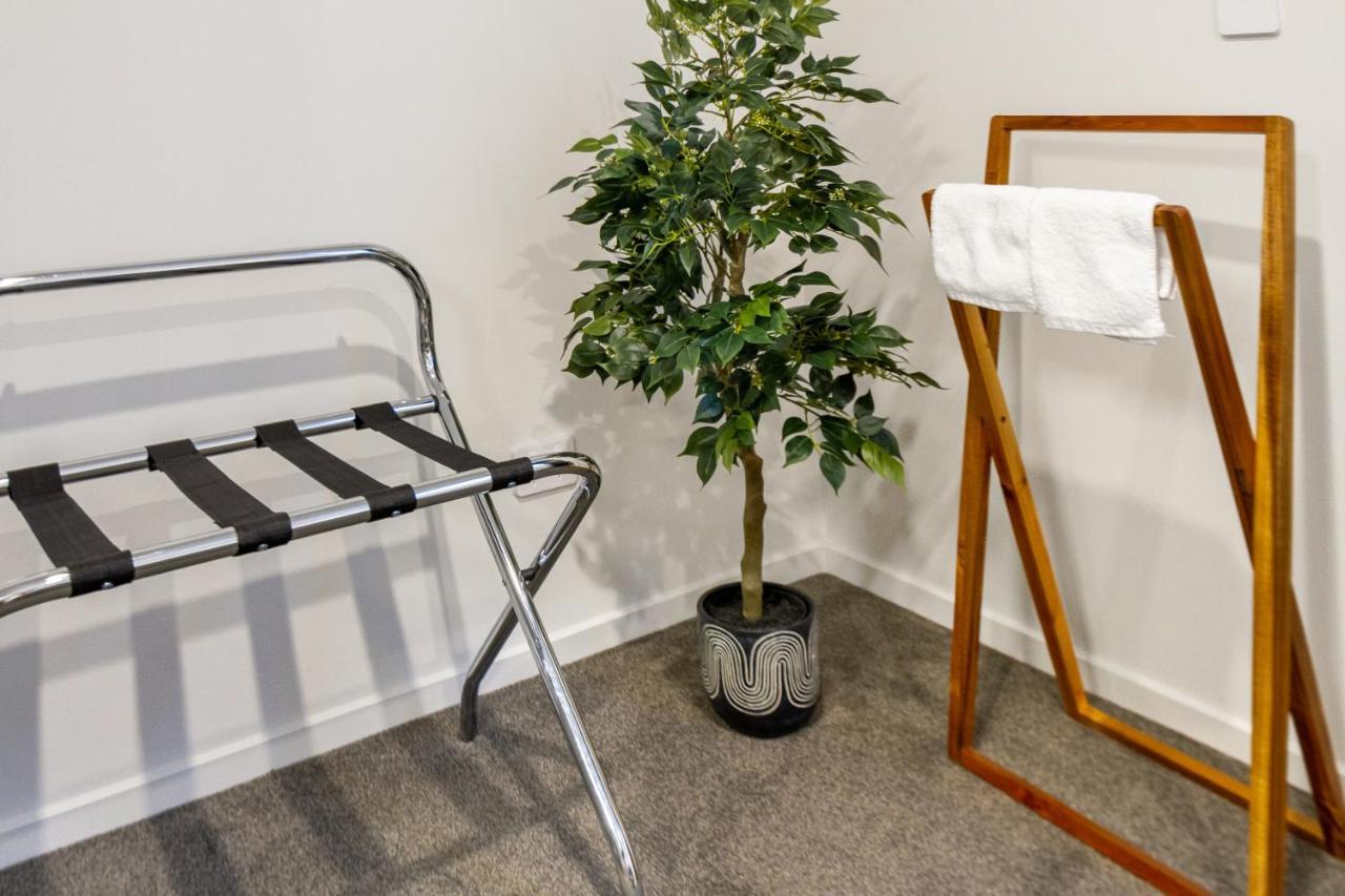 Cozy 3 Bedroom Near Hagley Park W/garage Apartment Christchurch