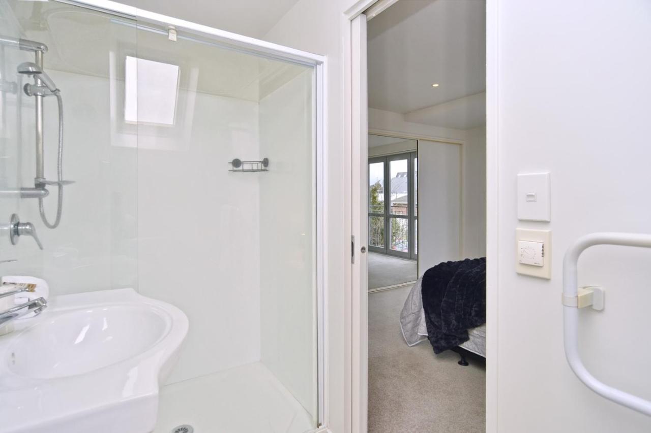 Regents 94 - Homes Holiday home