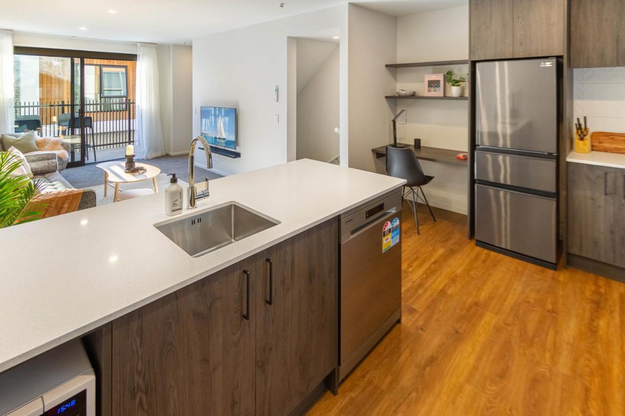 Apartment Cozy 3 Bedroom Near Hagley Park W/garage
