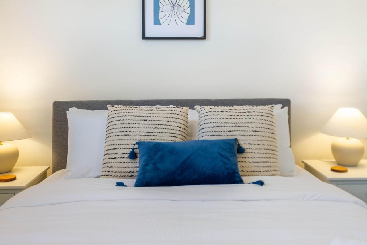 Apartment Cozy 3 Bedroom Near Hagley Park W/garage