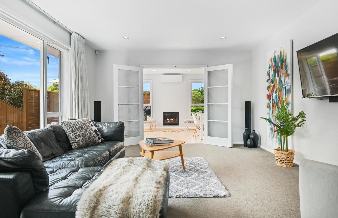 Family-friendly, & Garden, 4br, By Airport, Free Parking Holiday home *
