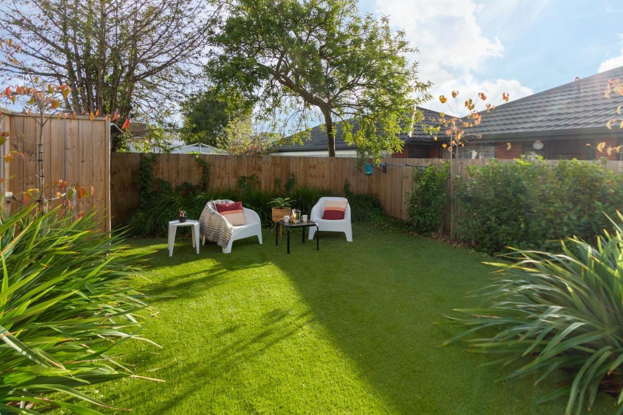 Apartment 2 Bed Escape, Heart Of Riccarton W/carpark *