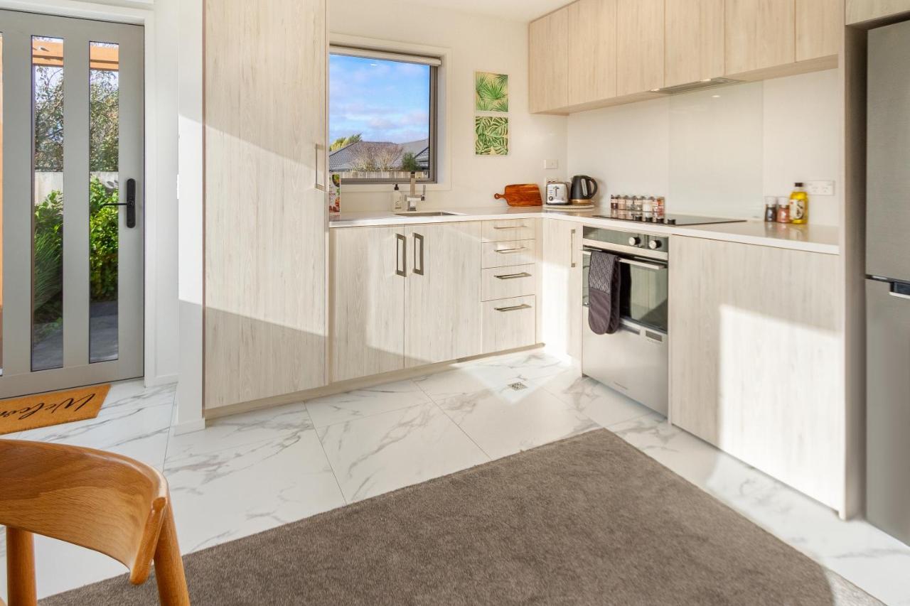 Apartment 2 Bed Escape, Heart Of Riccarton W/carpark Christchurch