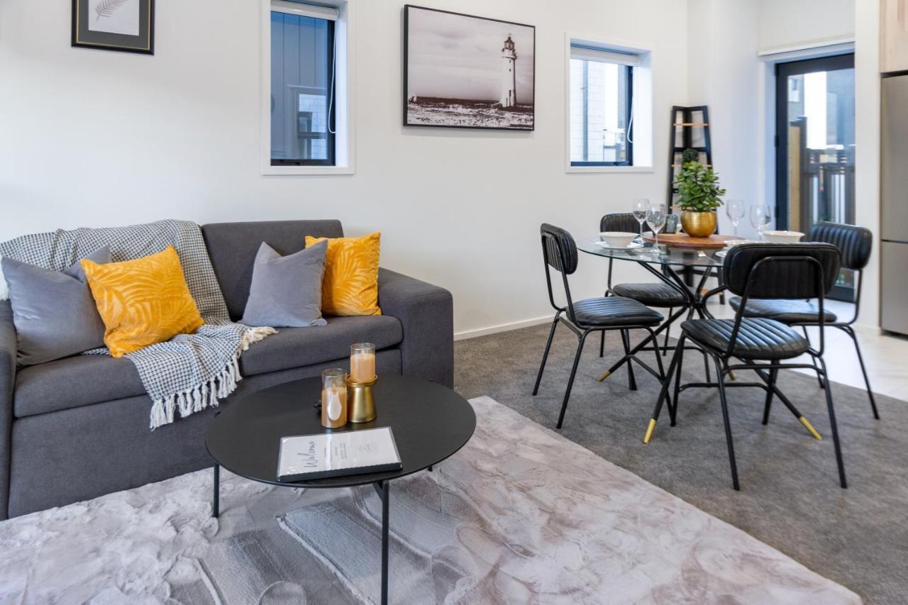 3 Bedroom 2 Bath Apartment Christchurch