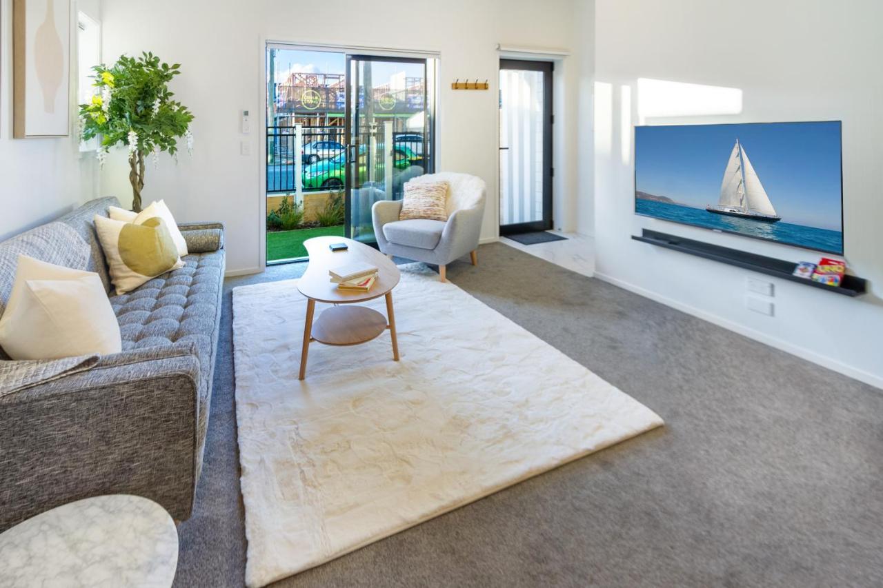Trendy 3 Bedroom 2 Bath Residence, Christchurch