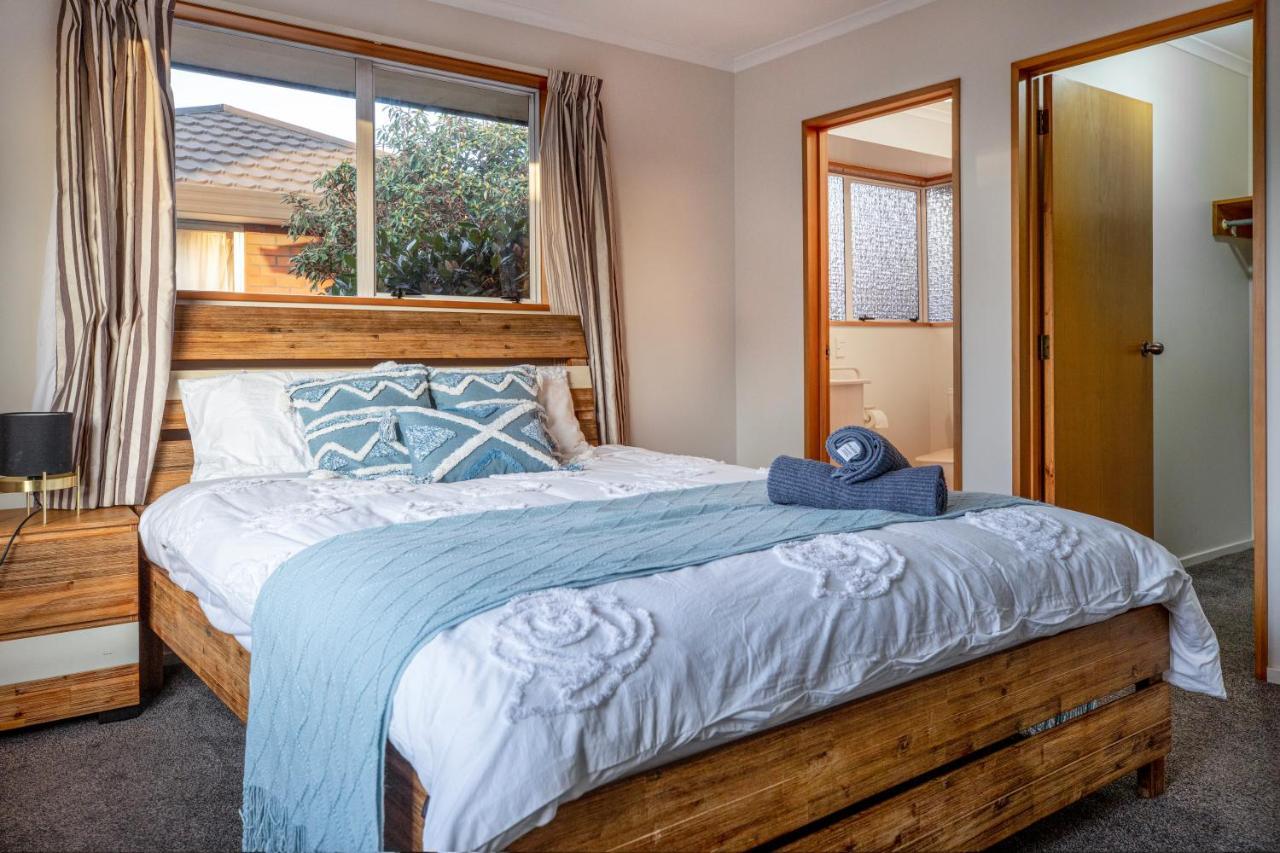 Convenient Westfield House 3bedroom 2bath Holiday home