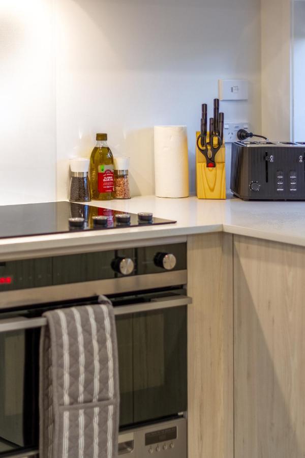 Apartment Vibrant City Abode - 2 Bed 2 Bath