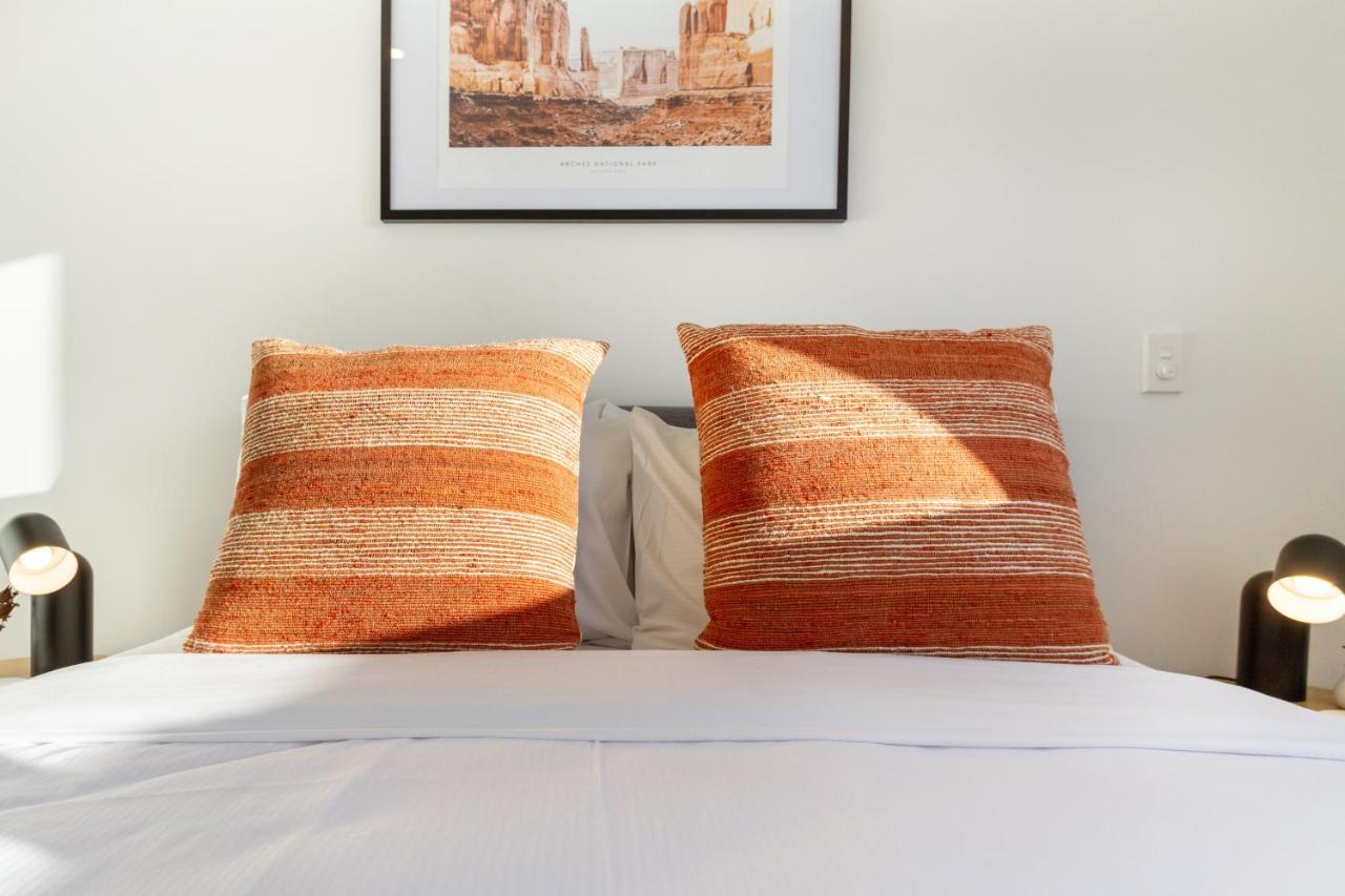 Garden City Getaway 2 Bed With Sofa Bed 1 Bath Apartment Christchurch