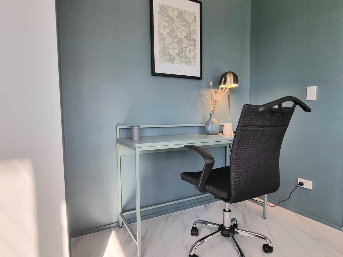 Brand New Luxury 3br In Cbd