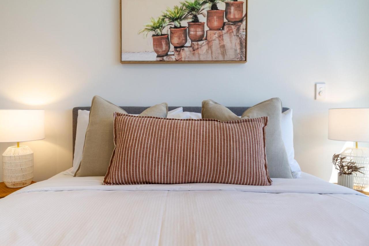 Central Sunny Perch 2 Bed 1 Bath Christchurch