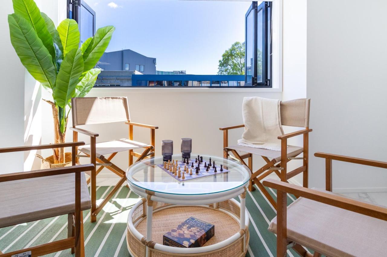 Central Sunny Perch 2 Bed 1 Bath Christchurch