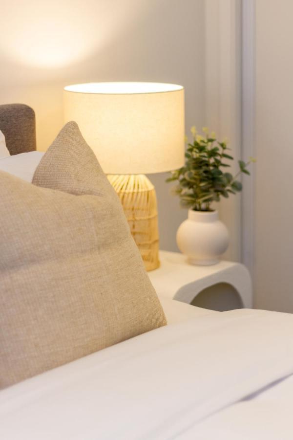 Apartment Central Sunny Perch 2 Bed 1 Bath Christchurch