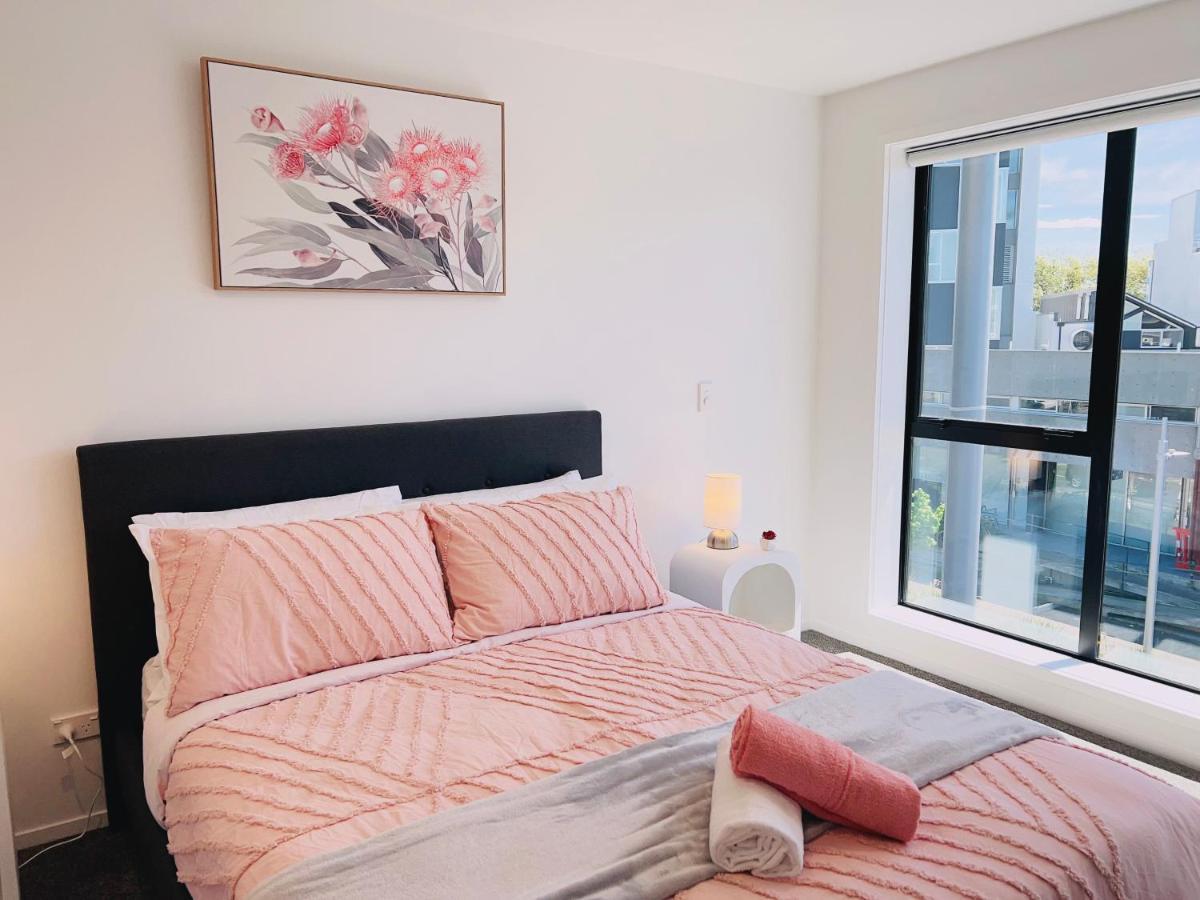 Walking Distance To Riverside Market & Hospital Christchurch