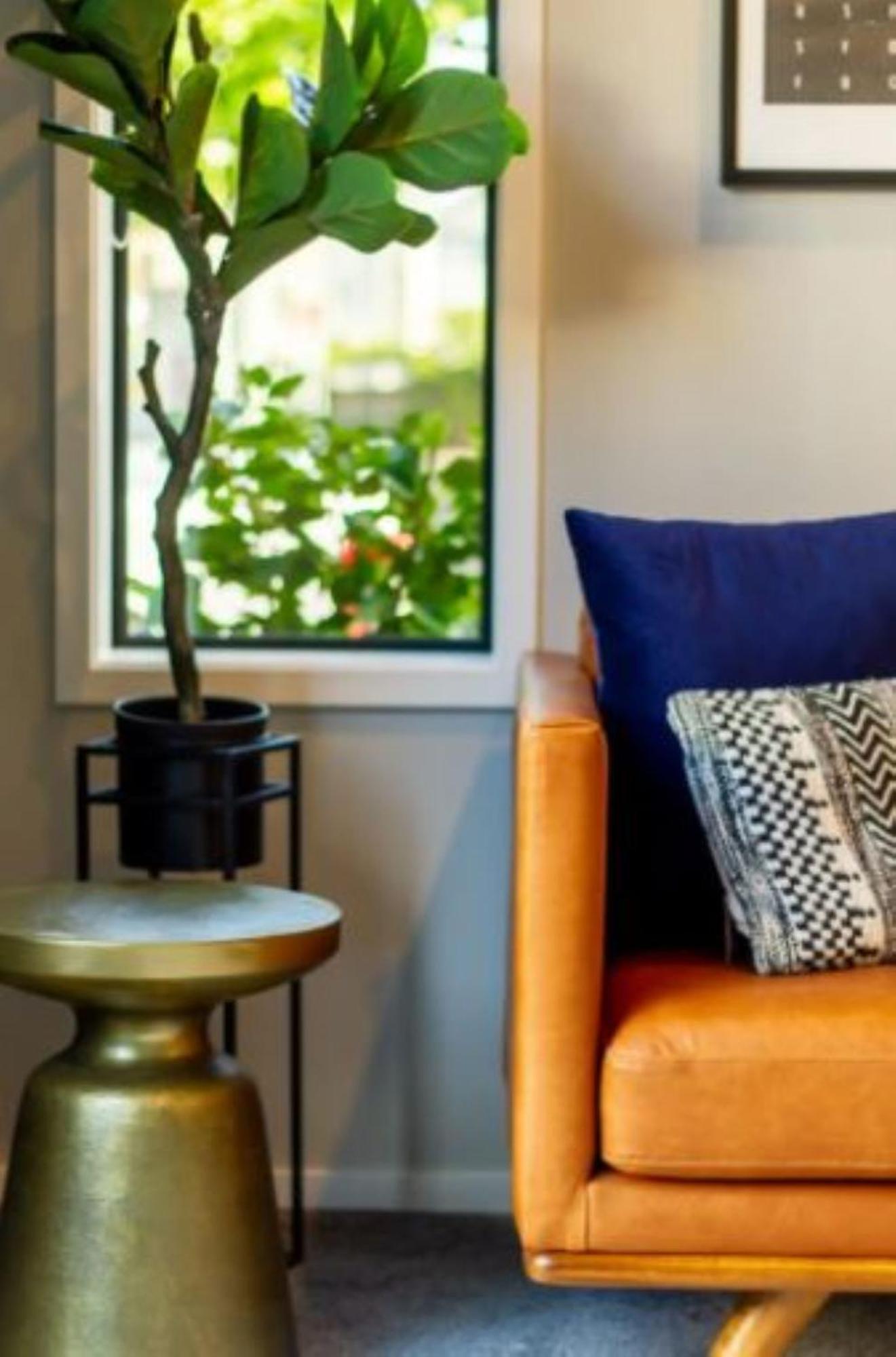 New Boutique Sanctuary Near Latimer Square Apartment *