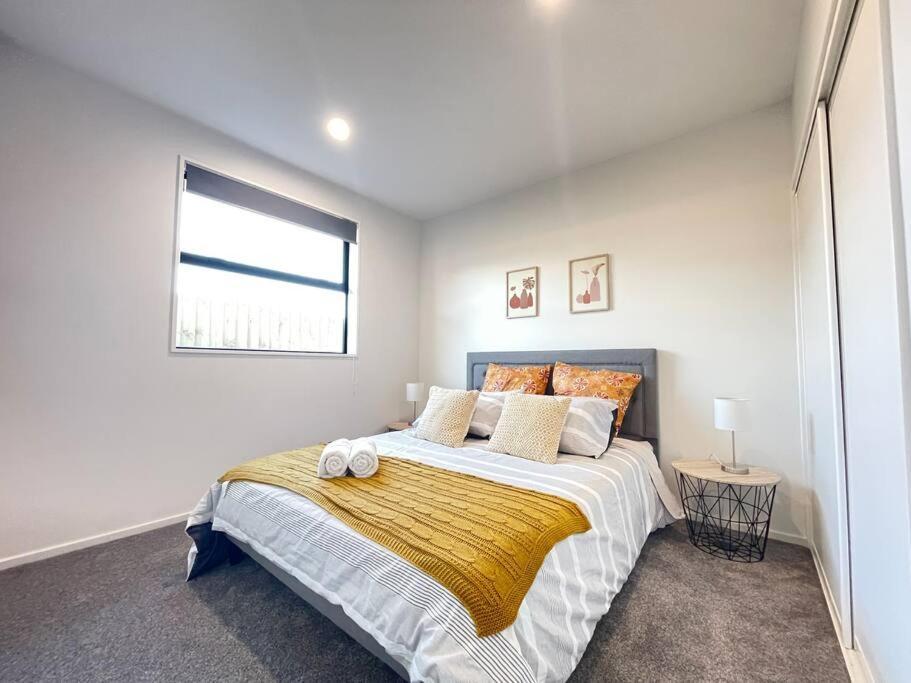 Holiday home Luxury Brand New 4 Bedroom Family Retreat