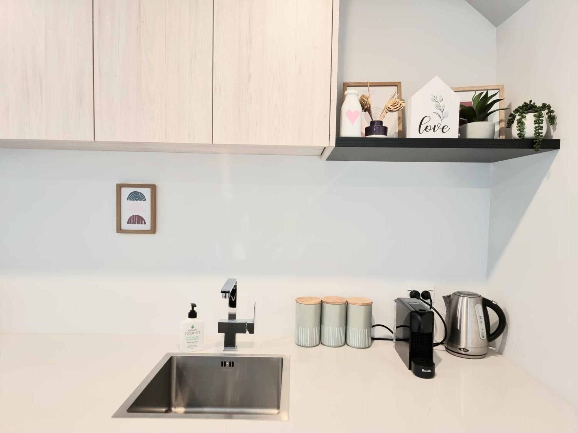 Apartment 2brm 2bth Townhouse Free Carpark *