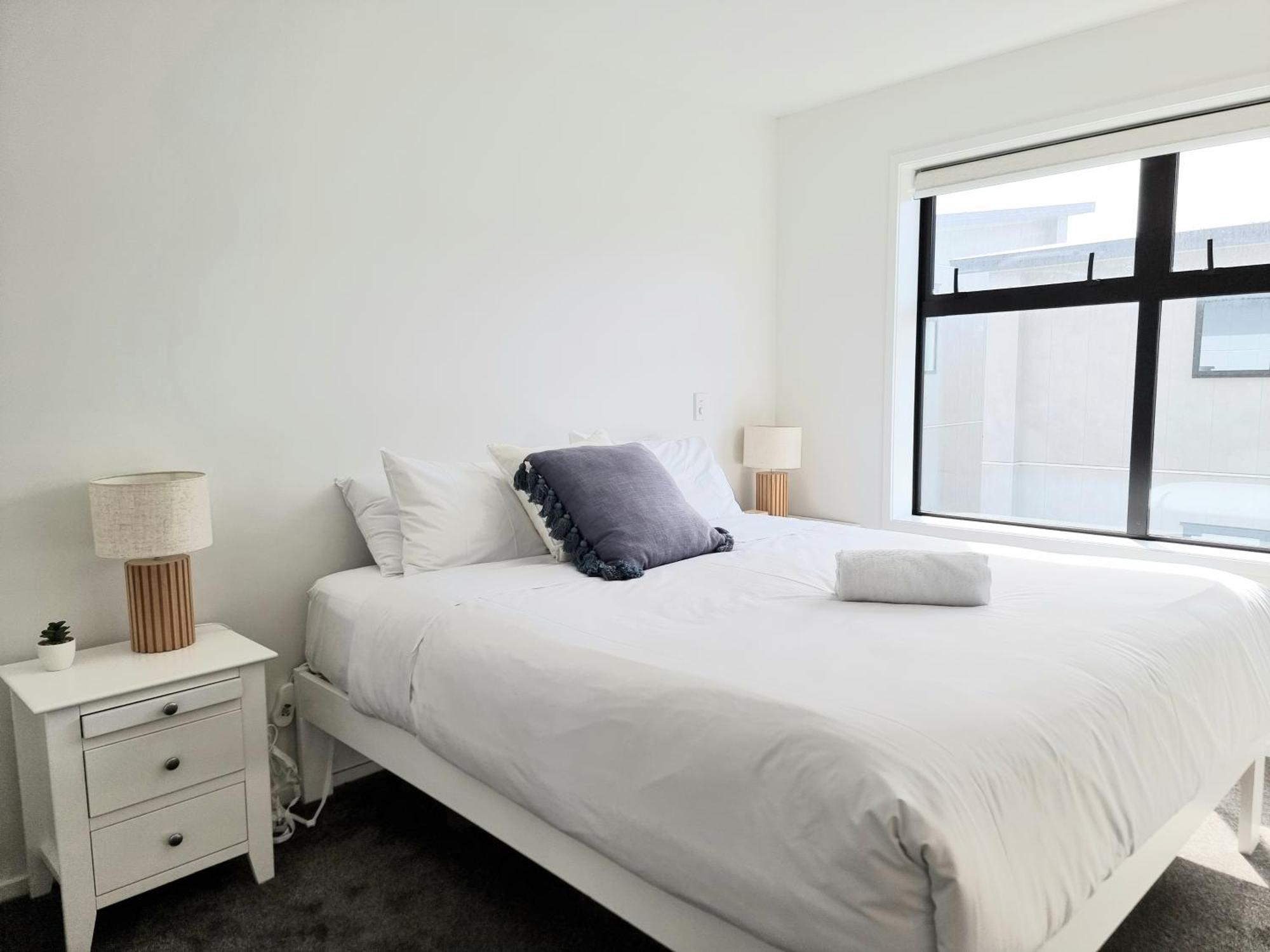 2brm 2bth Townhouse Free Carpark Apartment *