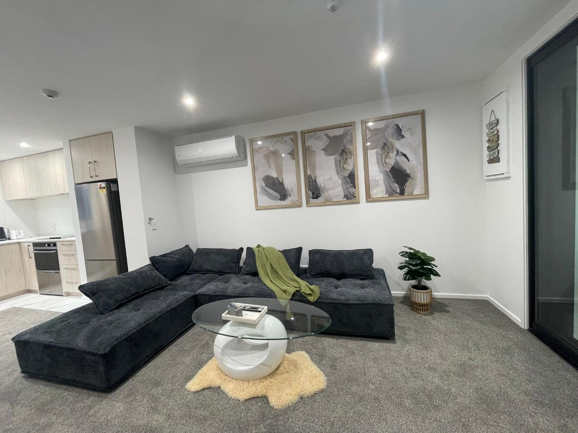 Luxury Cbd 2 Bed Near Riverside Market Free Parking! Apartment