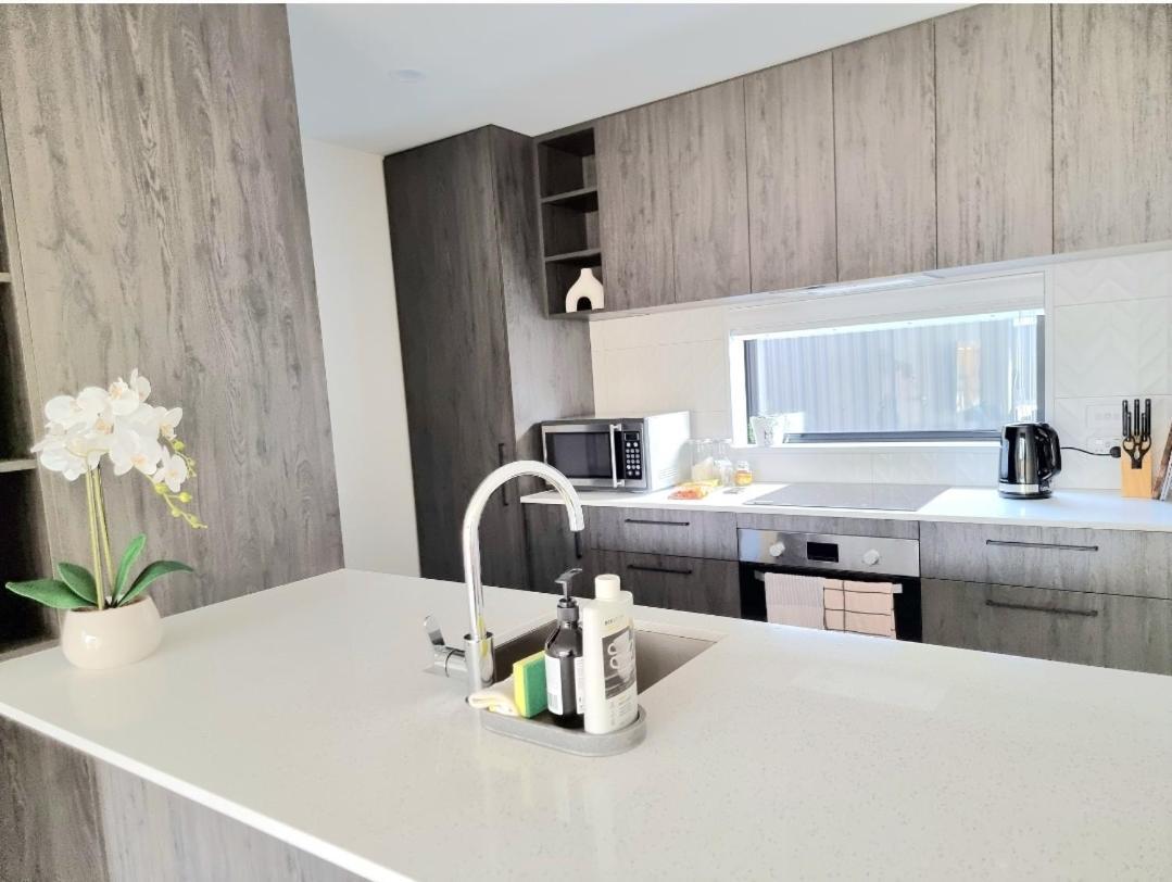 Holiday home Addington Townhouse With Carpark 8mins Walk To Hagley Park South