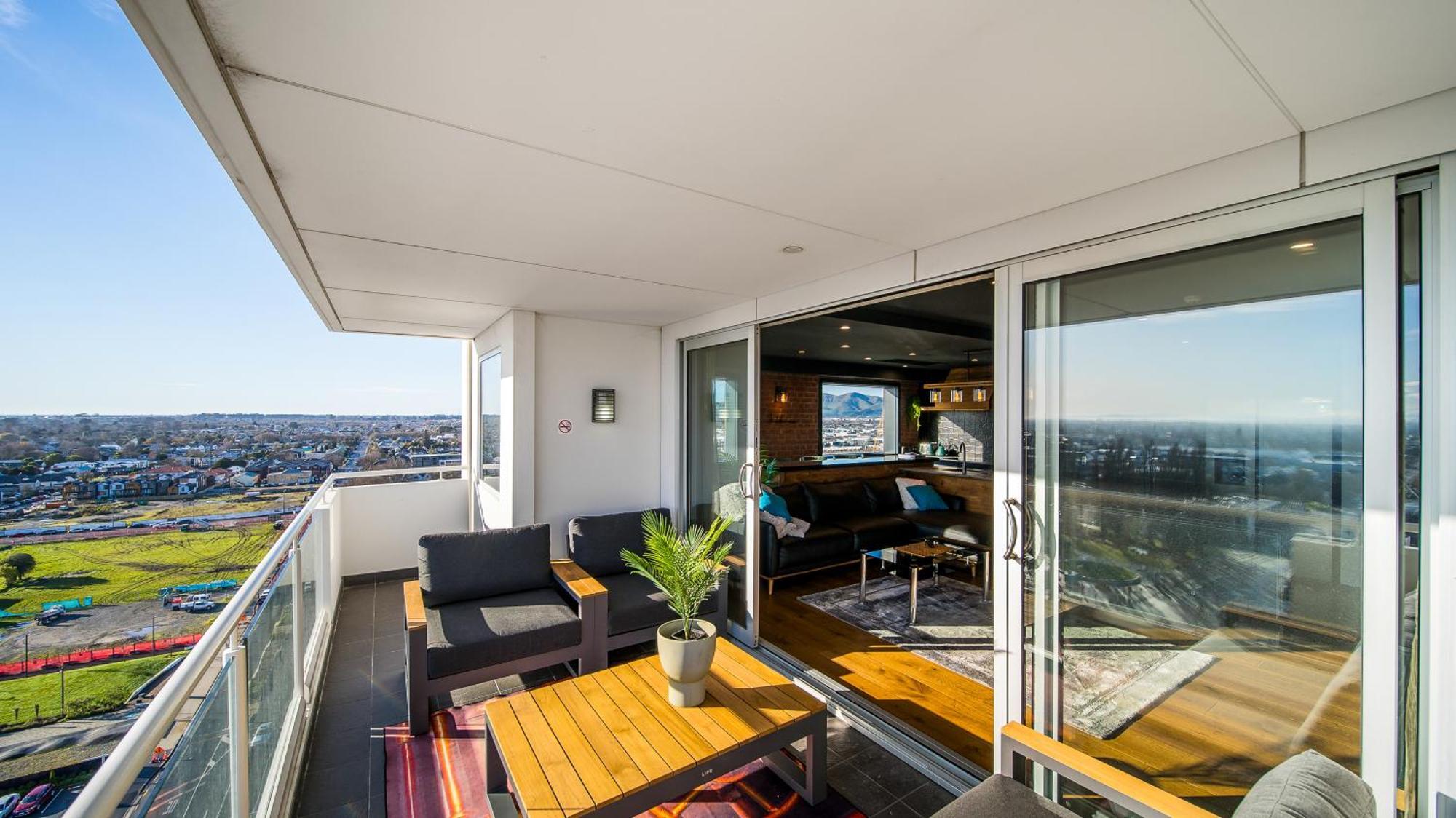 Cbd Loft Style With Free Valet Parking Apartment *