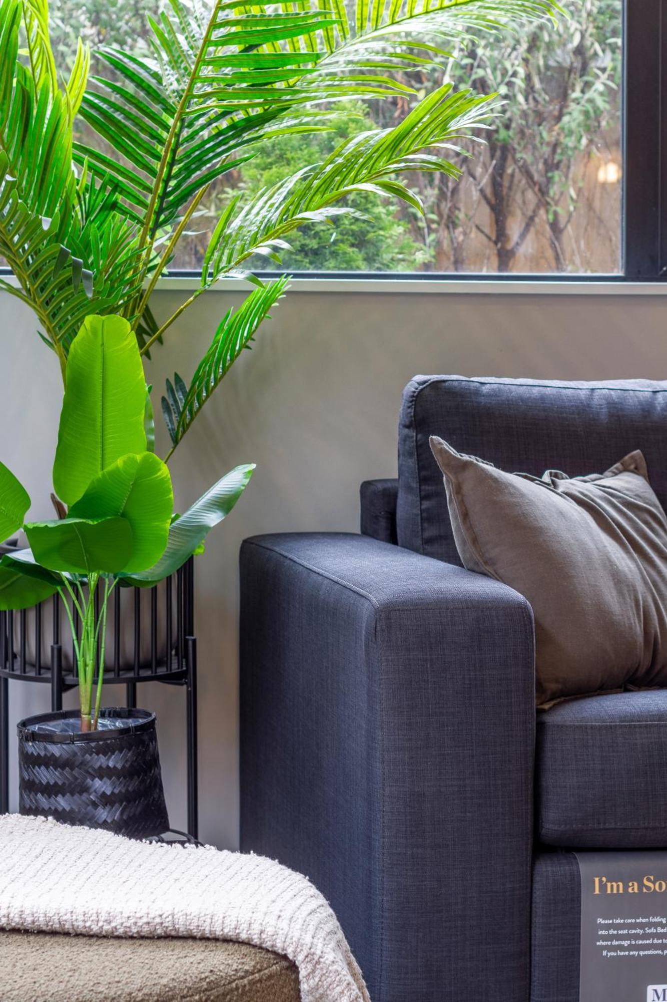 Latimer Square Luxe: 1br W/ Sofa Bed Christchurch