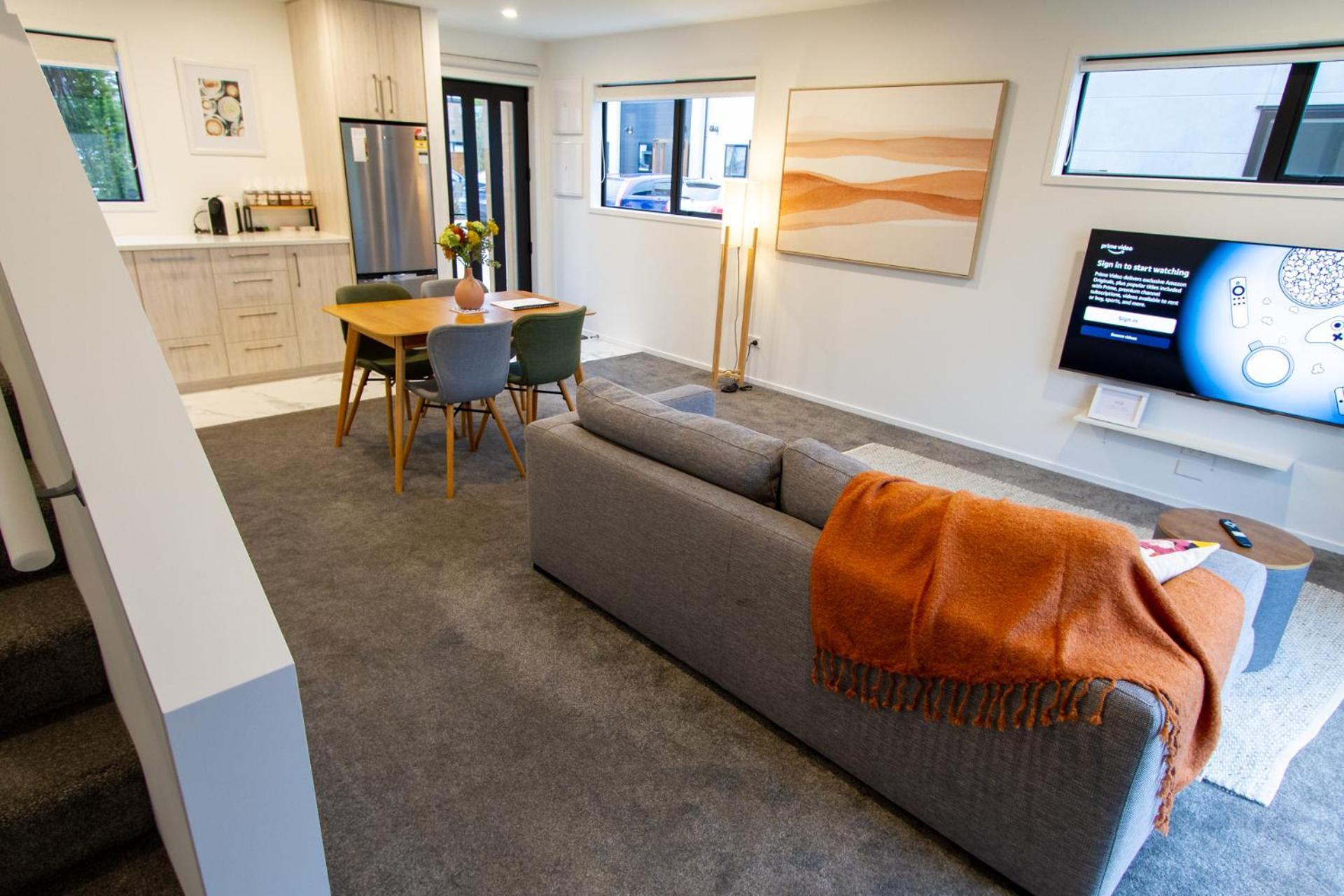 St Albans 2 Bed Townhouse With Carpark Apartment Christchurch