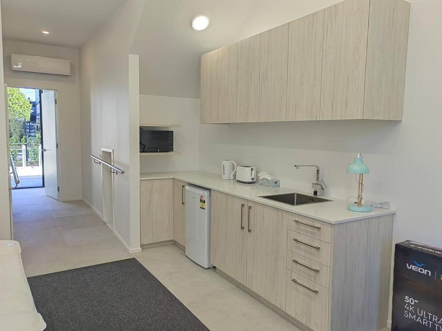 Nestle Pay A Free Carpark Brand-new Unit In Chch Cdb