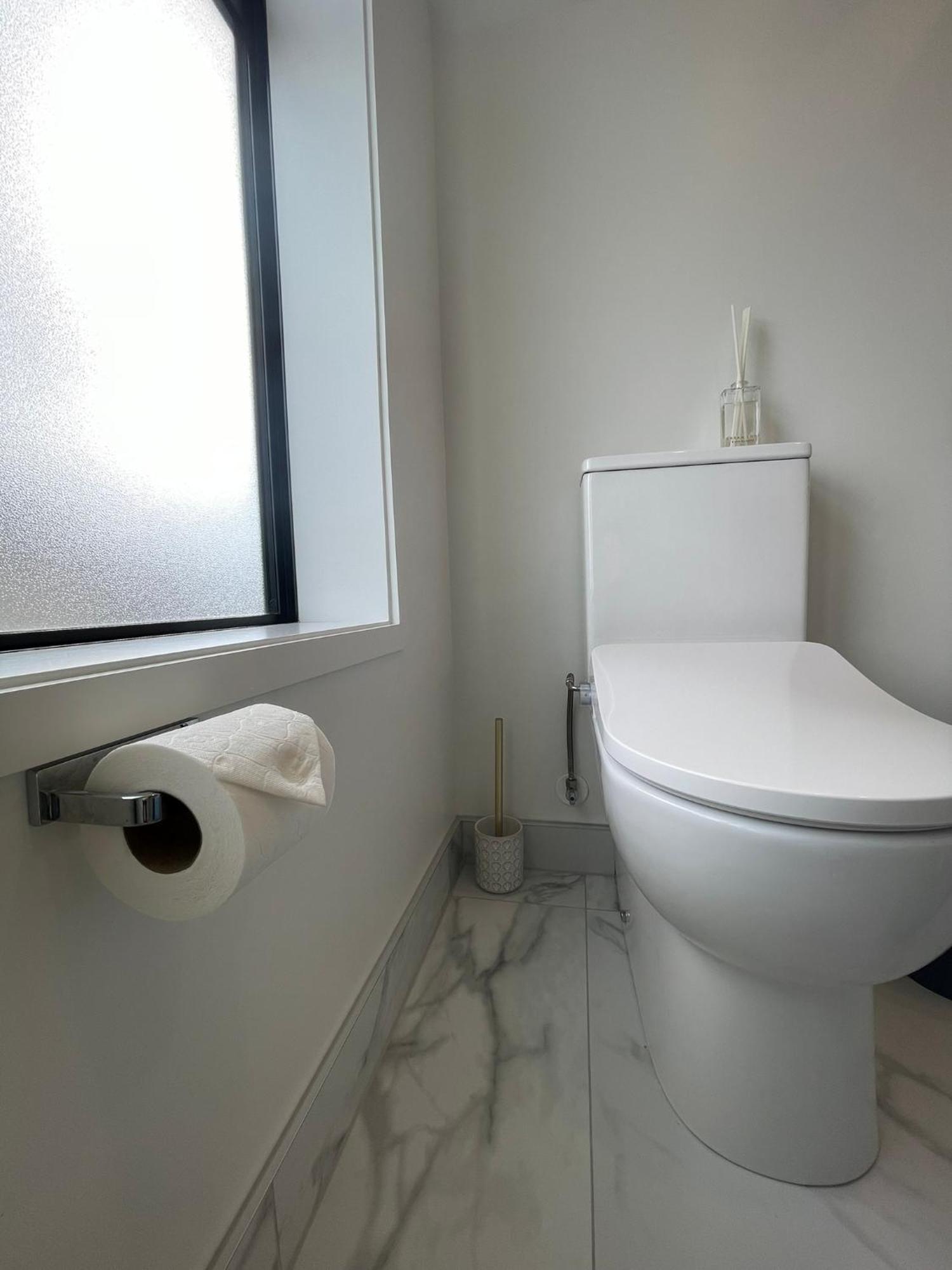 Luxury Cbd 2 Bed 2 Baths Holiday home Christchurch