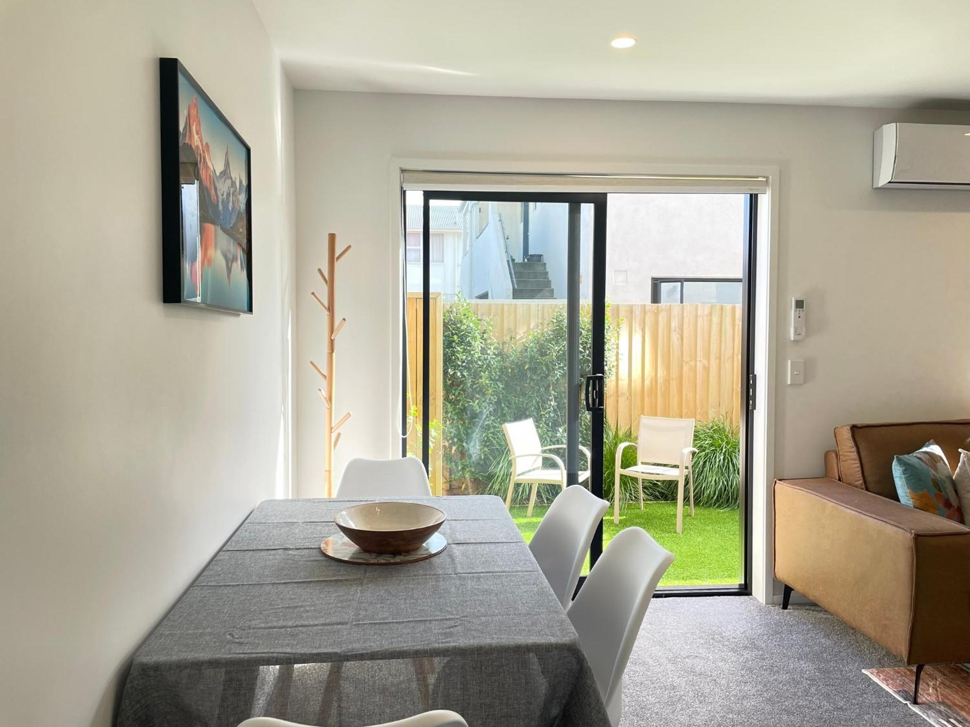 Luxury Cbd 2 Bed 2 Baths Holiday home