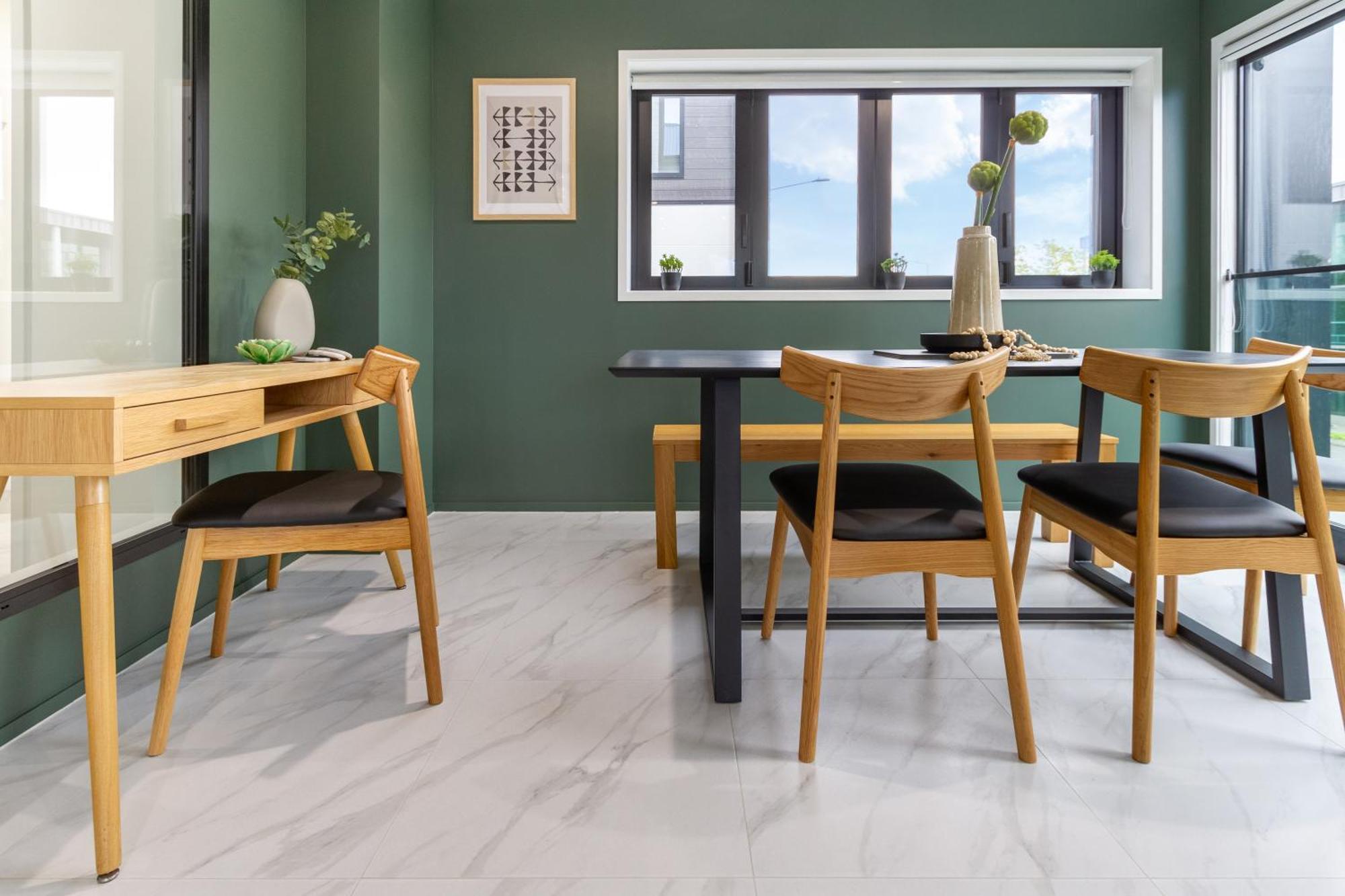 Chic 3-br Cbd Gem In Christchurch: Prime Location *