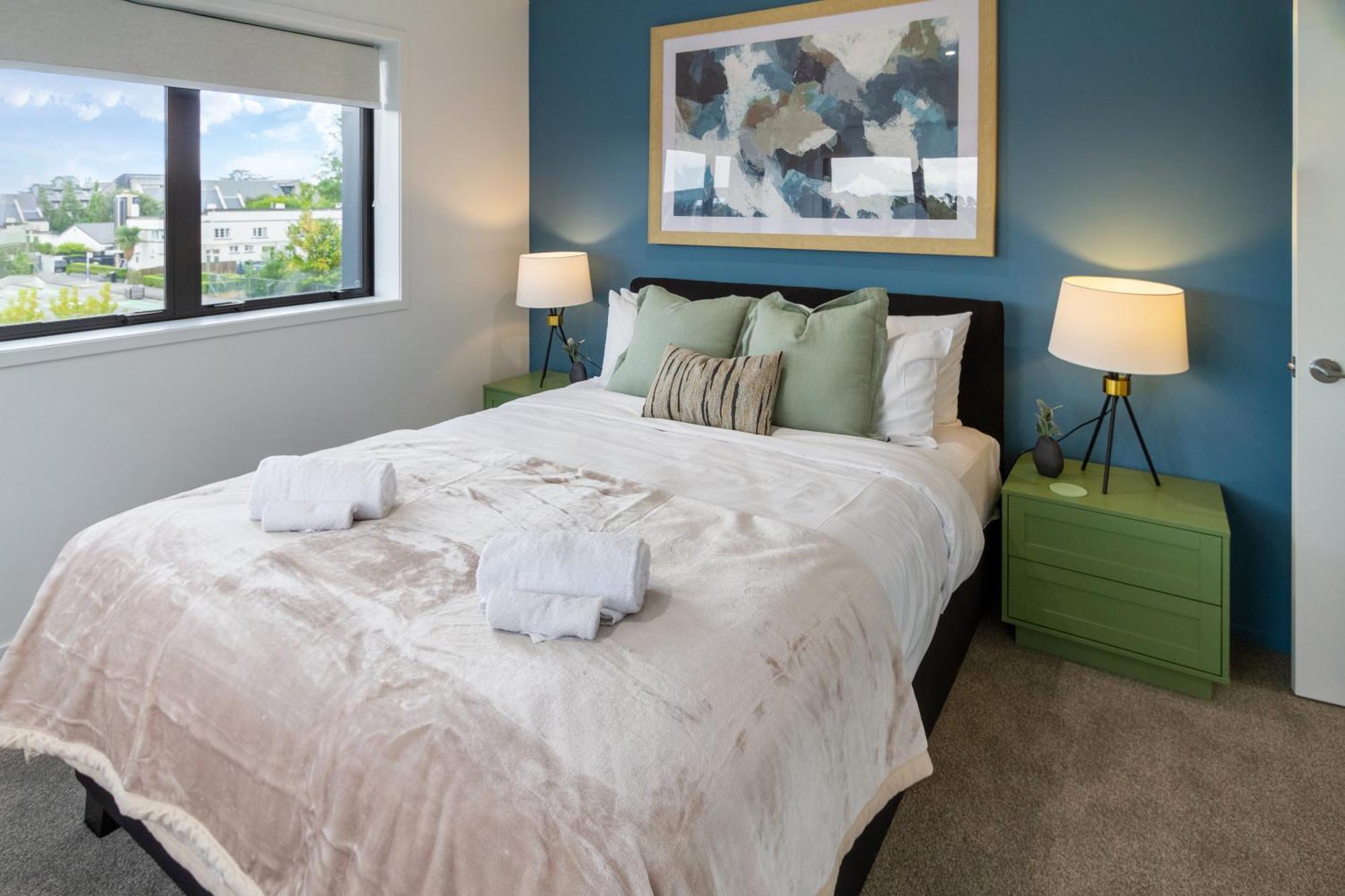 Chic 3-br Cbd Gem In Christchurch: Prime Location Apartment Christchurch