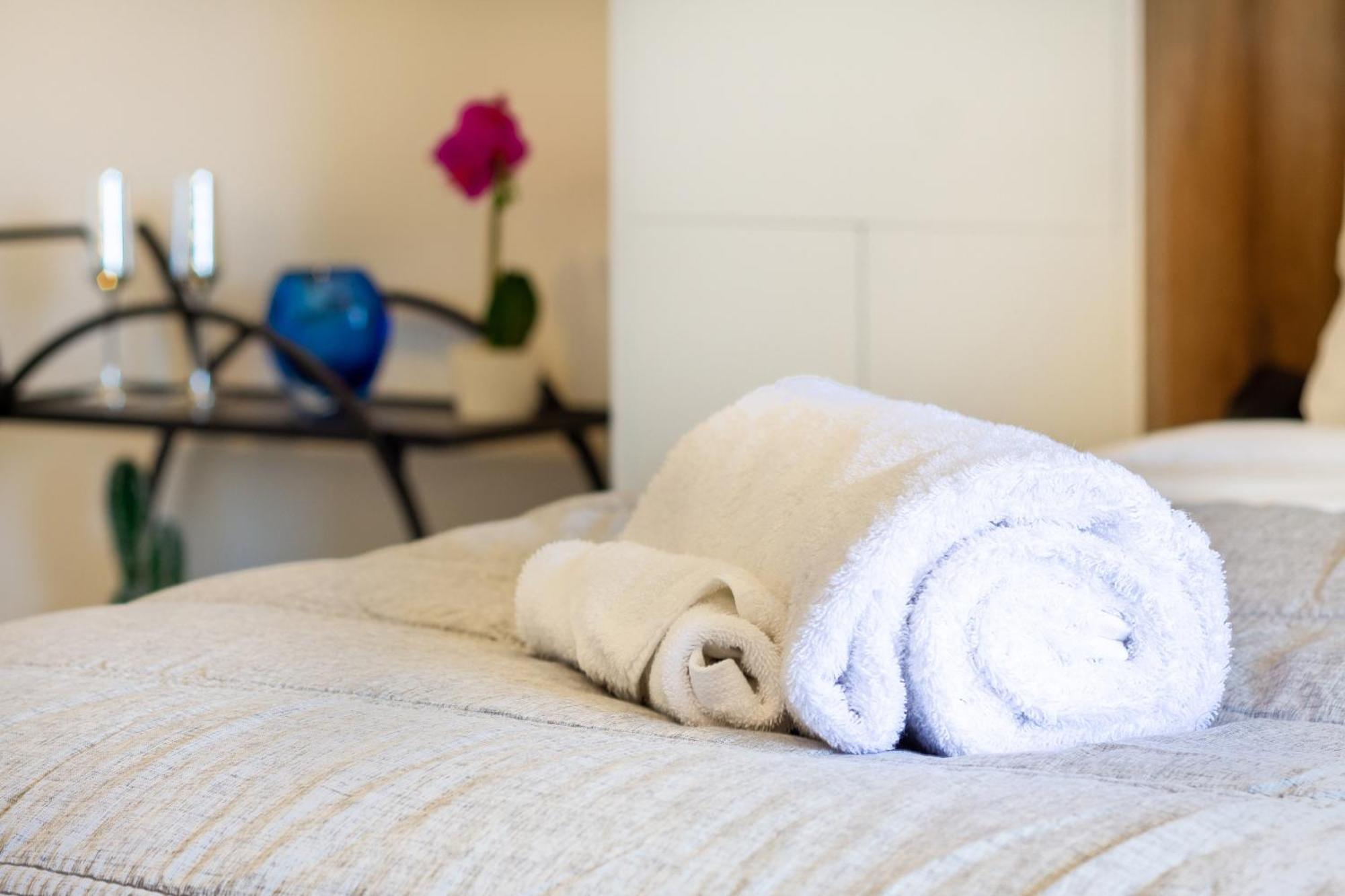 Charm: Pet-friendly * Christchurch