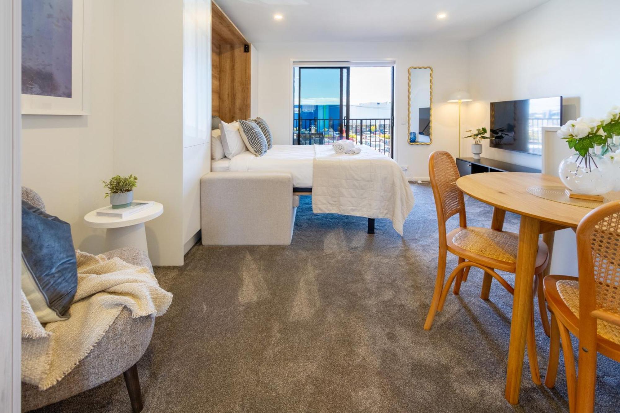Explore From 8 Wilmer: Upper Level Cozy