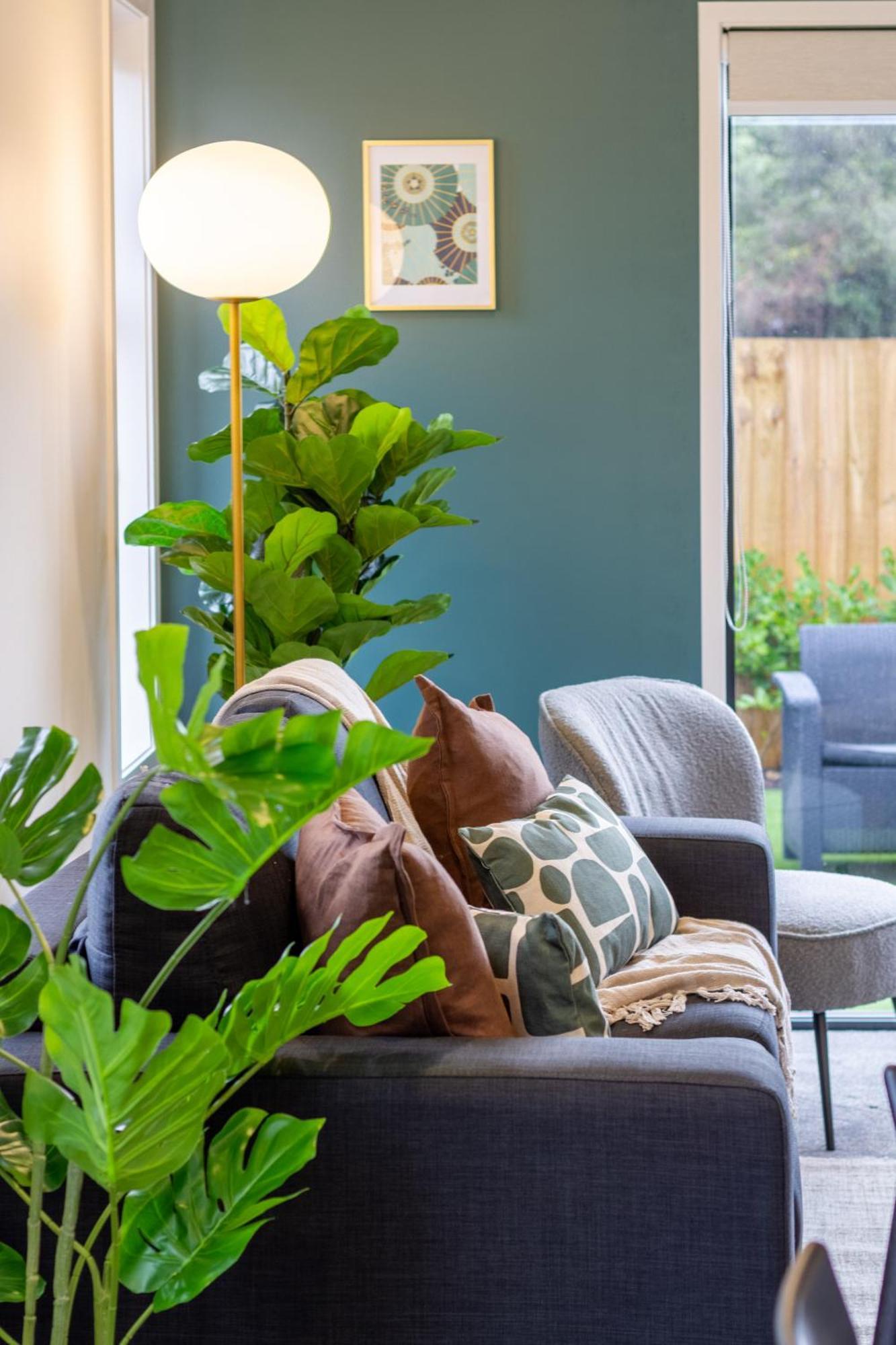 Serene Living 2 Bed With Carpark *