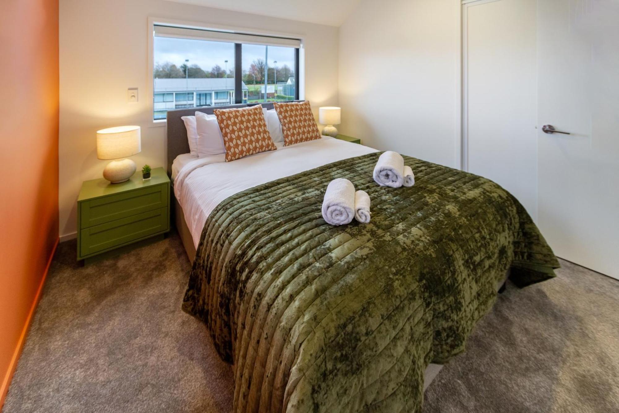 Serene Living 2 Bed With Carpark Christchurch
