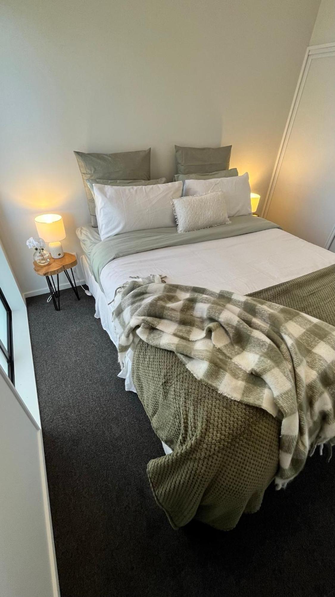 Luxury 2 Bedroom By St Park Holiday home