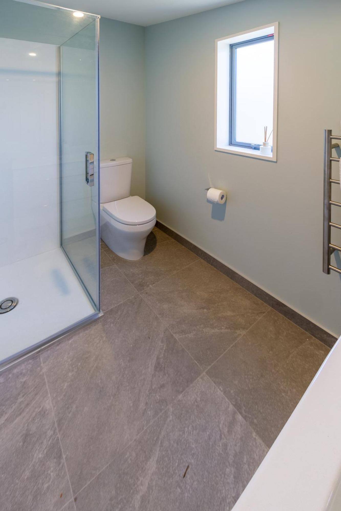 Charming 3 Bedroom Near *