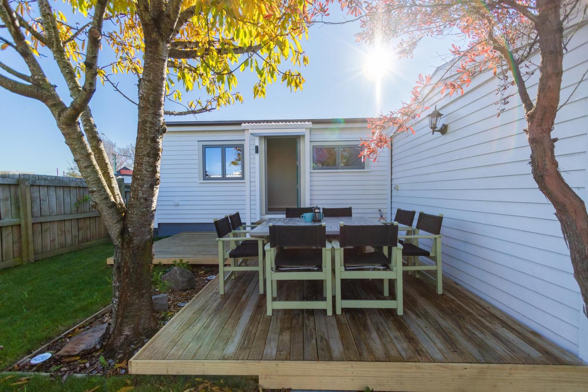 Apartment Charming 3 Bedroom Near Christchurch